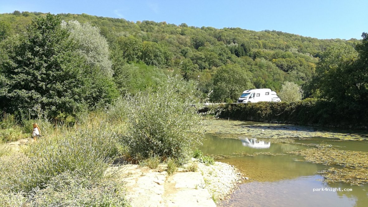 (01250) Nivigne et Suran - Lassera — foto