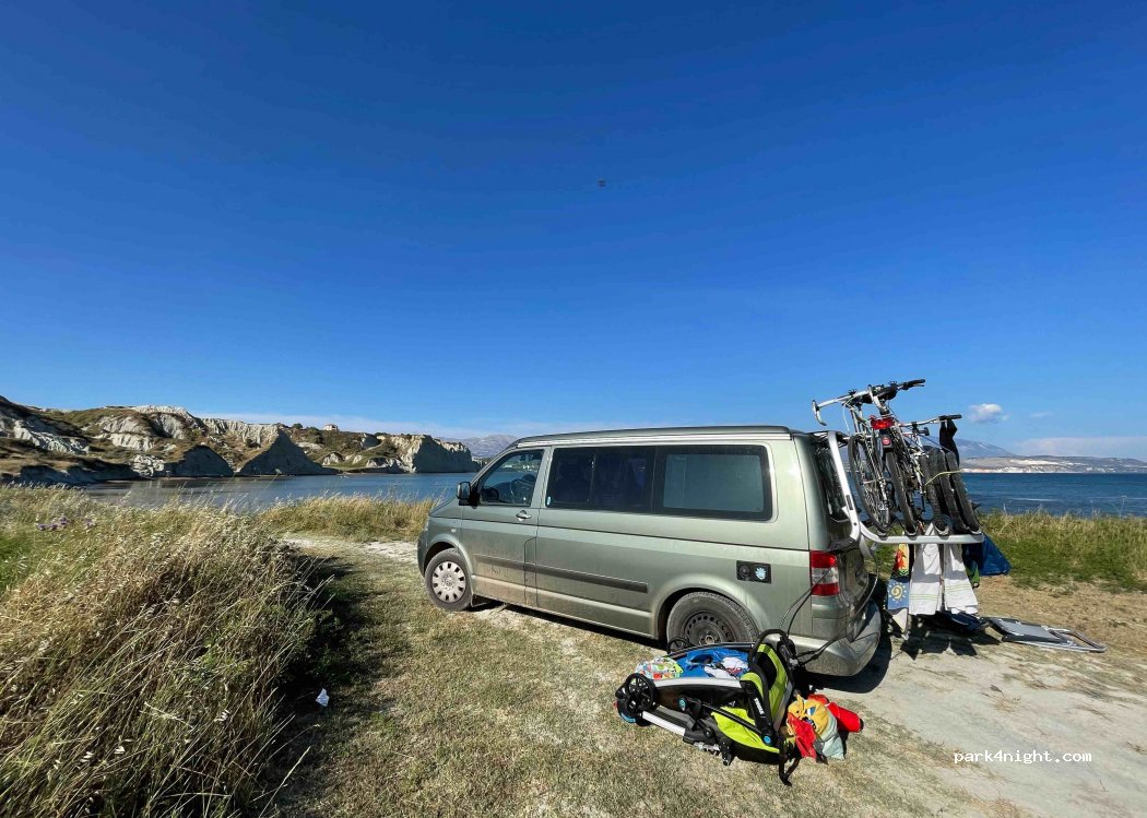 (282 00) Lixouri - Unnamed Road — foto 2