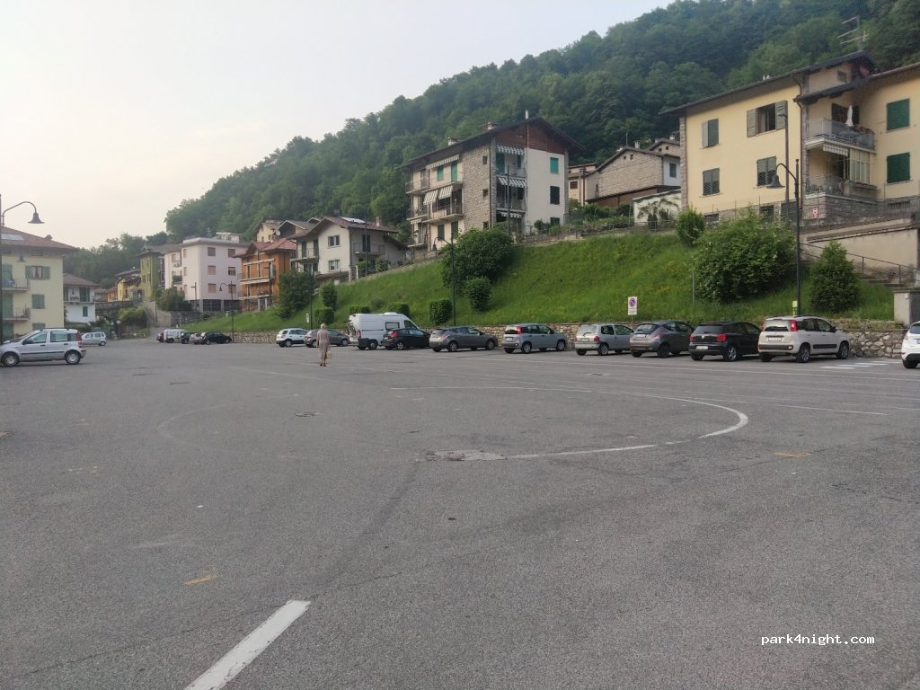 (24016) San Pellegrino Terme - 8 Via Sant'Antonio — foto