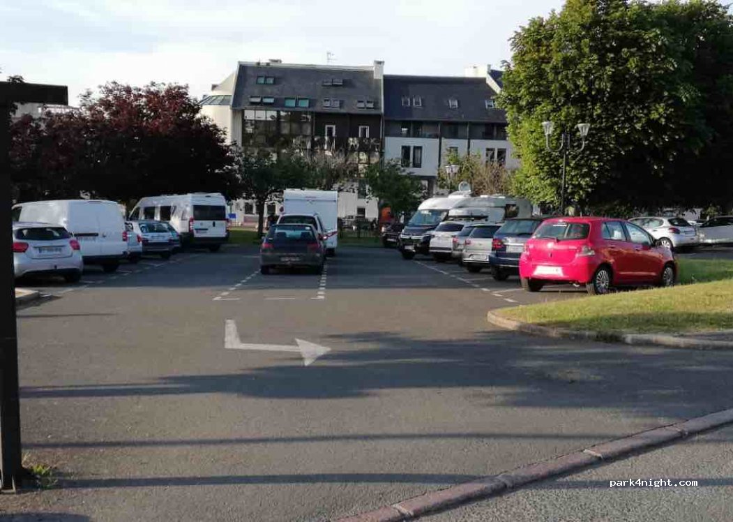 (22700) Perros-Guirec - 36 Boulevard Thalassa — foto 4