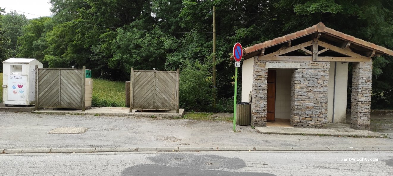 (81240) Saint-Amans-Soult - 30 Rue du Portail Haut — foto 2