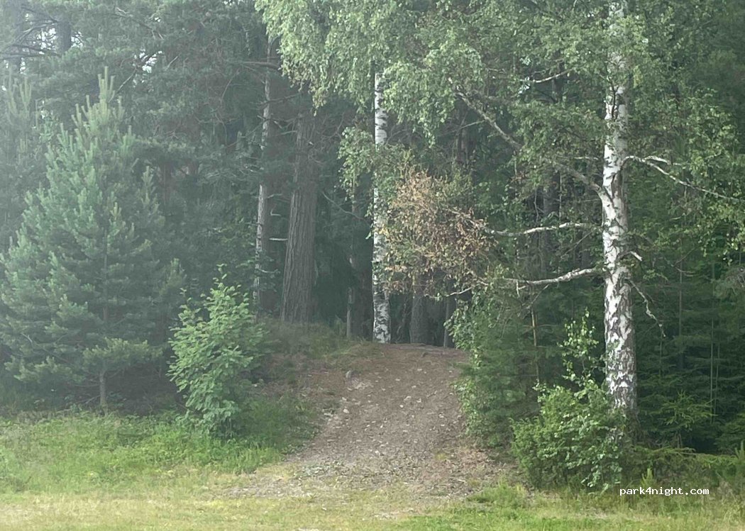 (823 93)  - 44 Mårdnäsvägen — foto 2
