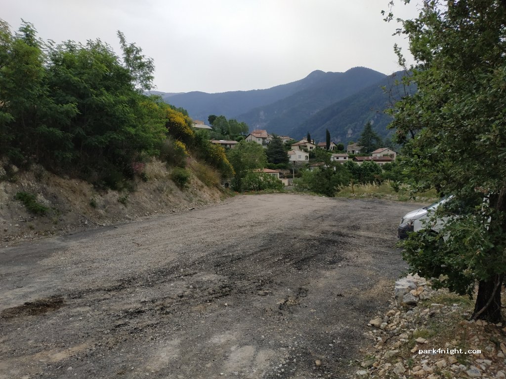 (06420) Clans - 708 Route de Pont de Clans — foto 2