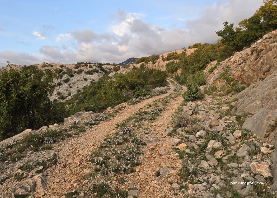(53284) Stinica - Unnamed Road — foto 4