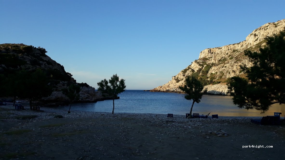 (833 00) Ag. Kirikos - Unnamed Road — foto 2