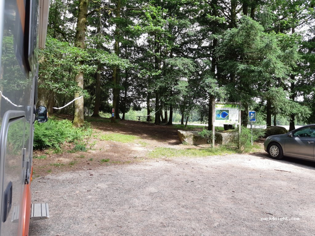 (89630) Quarré-les-Tombes - Unnamed Road — foto