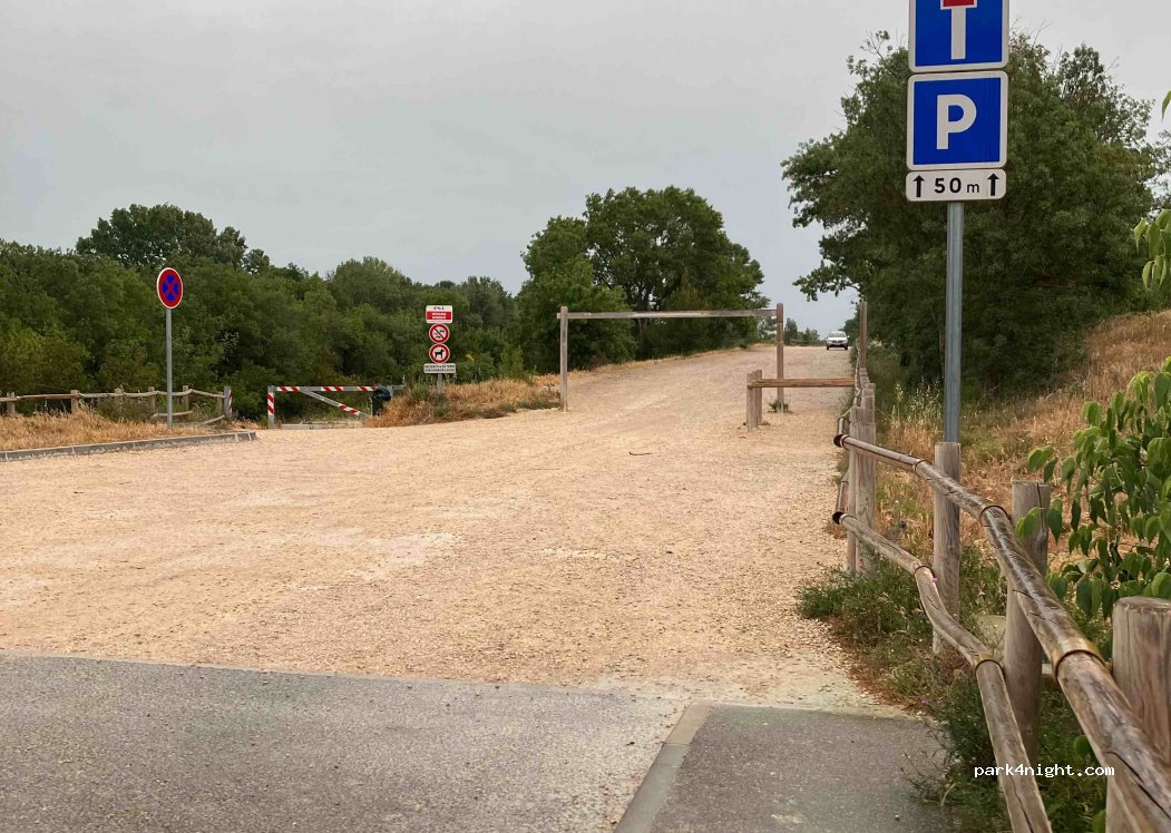 (30400) Villeneuve-lès-Avignon - 36 Avenue Gabriel Péri — foto 3