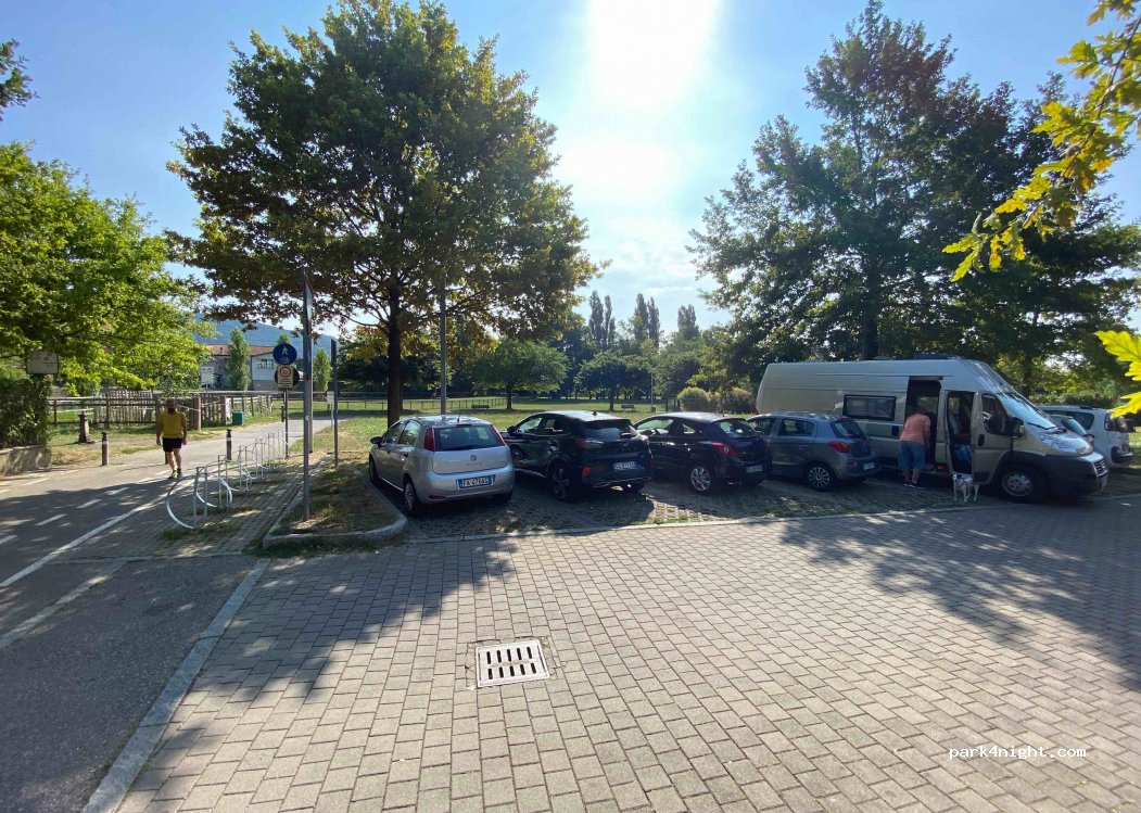 (24123) Bergamo - Via Maironi Giovanni da Ponte — foto 2