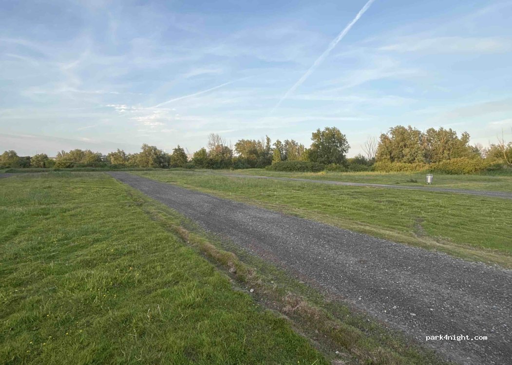 (8754) Makkum - Suderseewei — foto 4