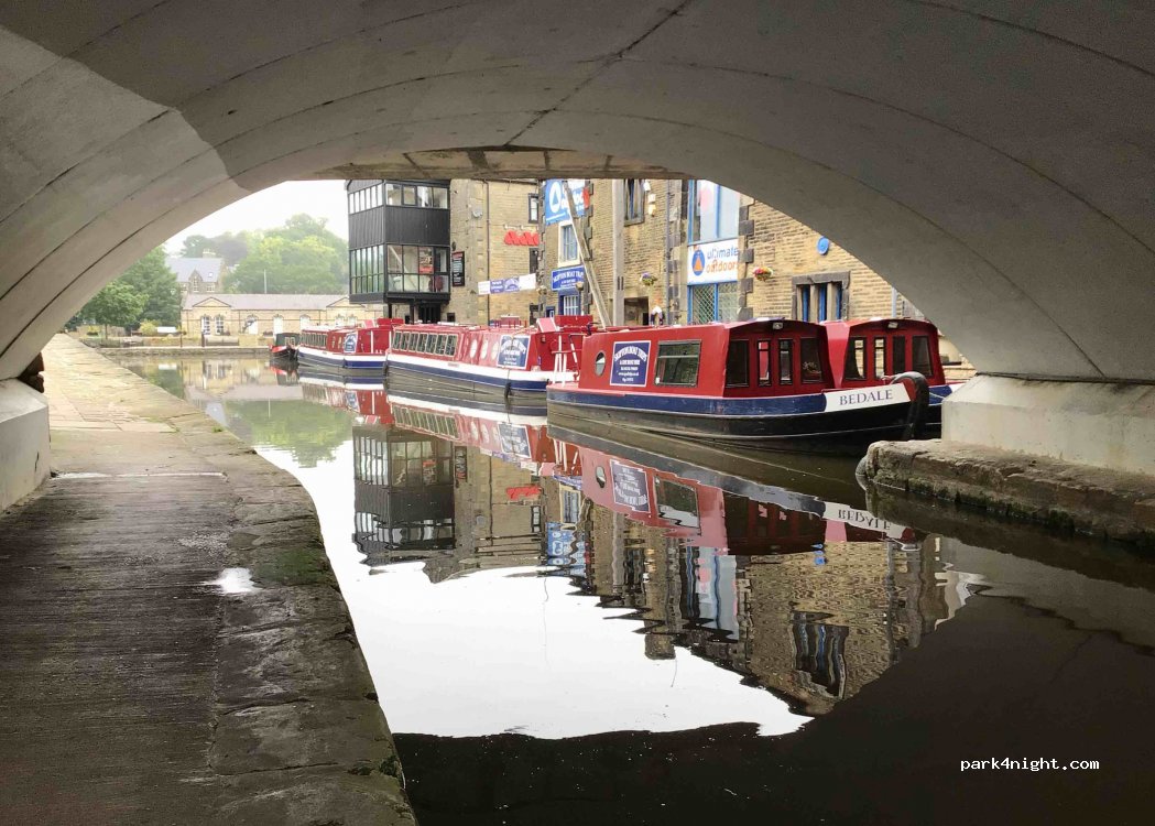 (BD23 1RJ)  - Bridge Street — foto 2