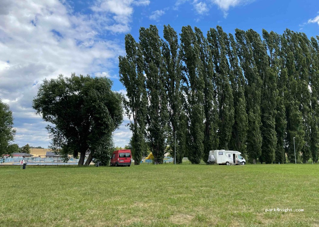 Kemp koupaliště Podbořany — foto 4