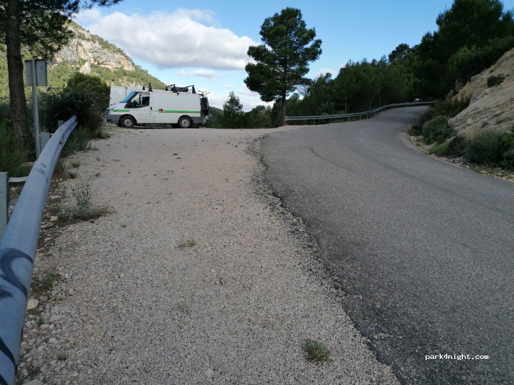 (46199) Cortes de Pallás - Unnamed Road — foto 2