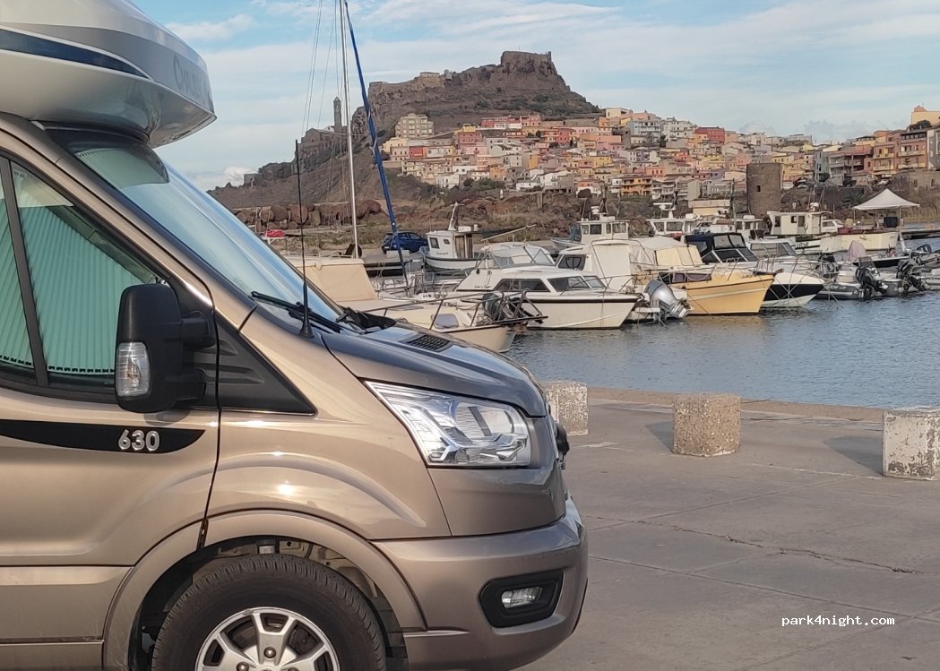 (07031) Castelsardo - Unnamed Road — foto 2