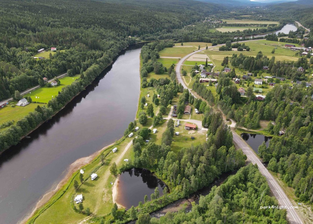 VÄRNÄS CAMPING — foto 2