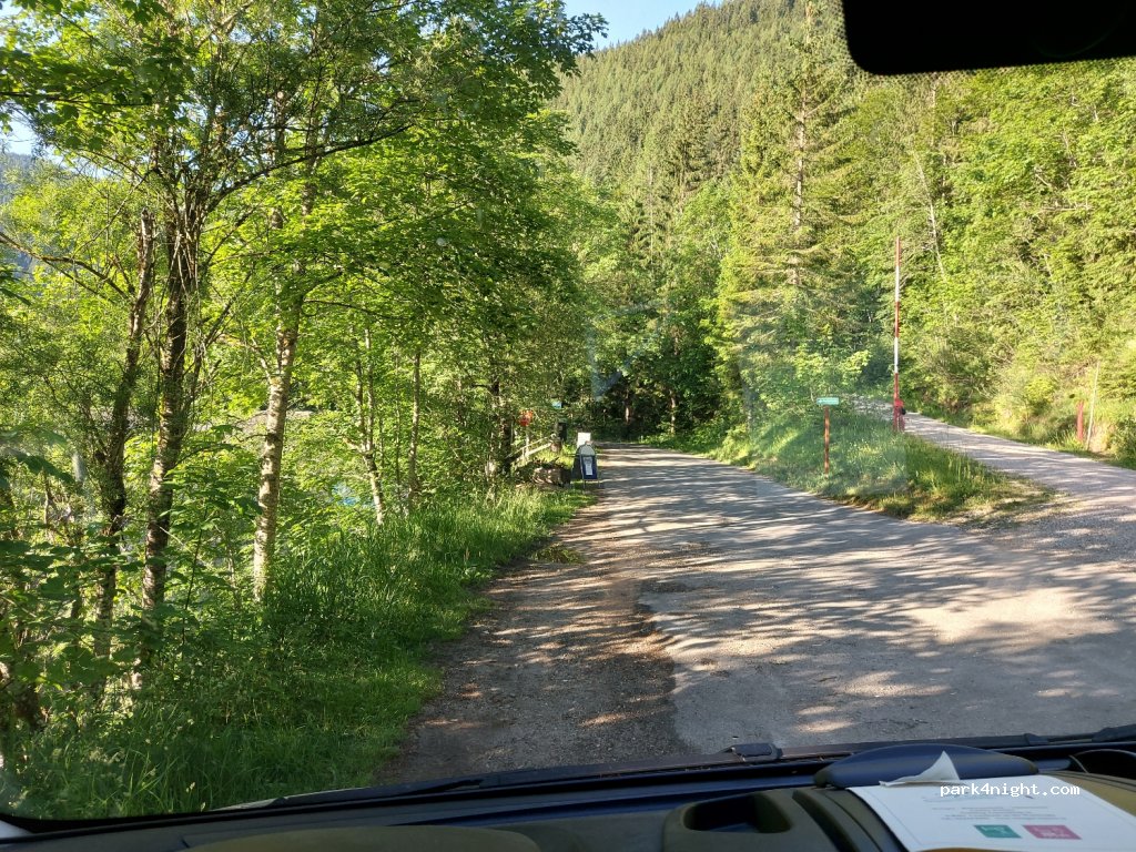 (8983) Bad Mitterndorf - 1 Paßstein Straße — foto