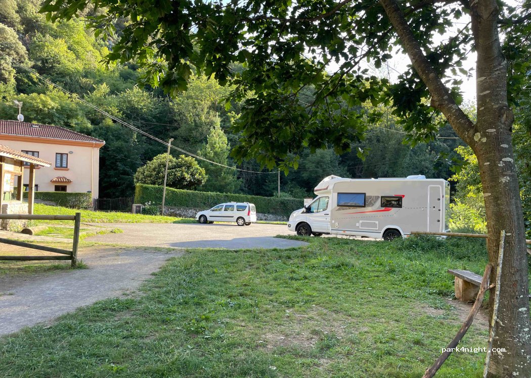 (33115) Santo Adriano del Monte - AS-360 — foto 2