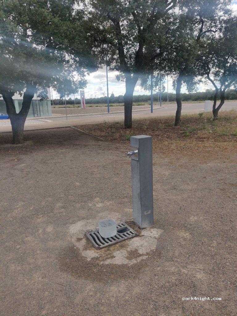 (22197) Huesca - 4 Avenida de Pebredo — foto 3