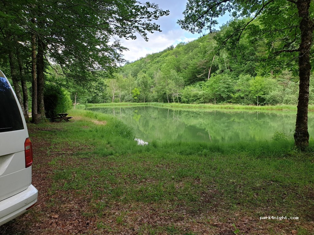 (21290) Gurgy-le-Château - D22 — foto