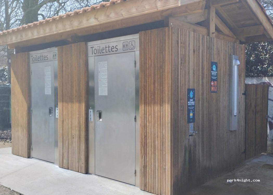 (40150) Soorts-Hossegor - 841 Avenue du Touring Club — foto 4