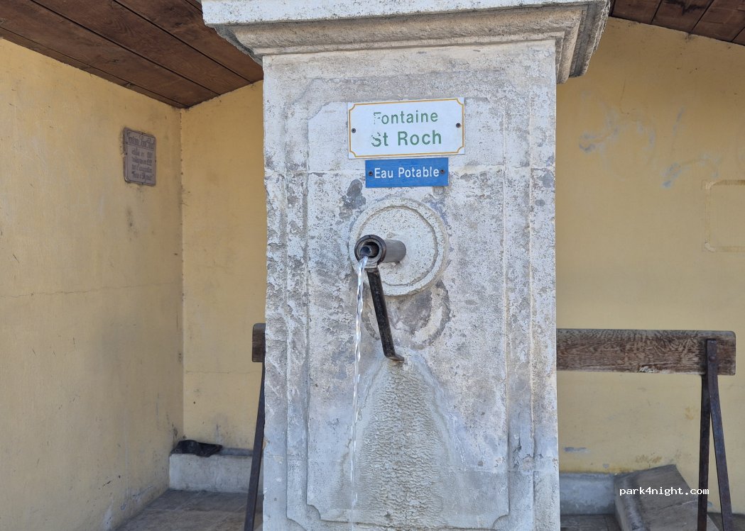 (04310) Peyruis - 3 Rue du Bevon — foto 3
