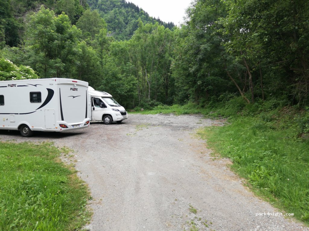 (73130) Saint-Alban-des-Villards - D927 — foto