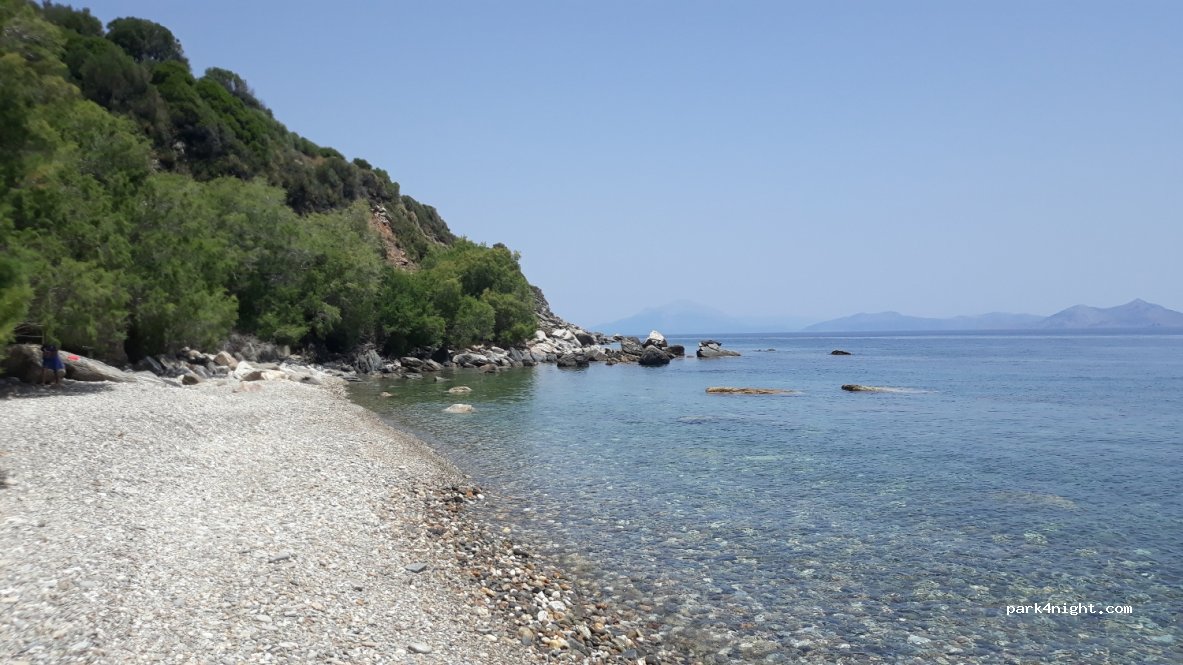 (833 00) Ikaria - Agios Khrykos - Karlovasi — foto 2
