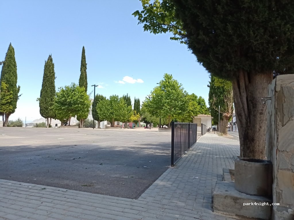 (23538) Albanchez de Mágina - 1 Paseo del Parque — foto 2