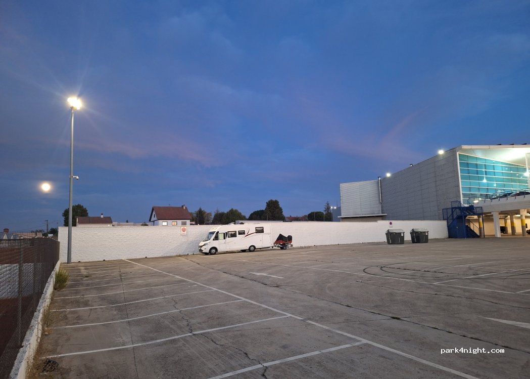 (37188) Carbajosa de la Sagrada - 3 Calle Sector Ur — foto 2