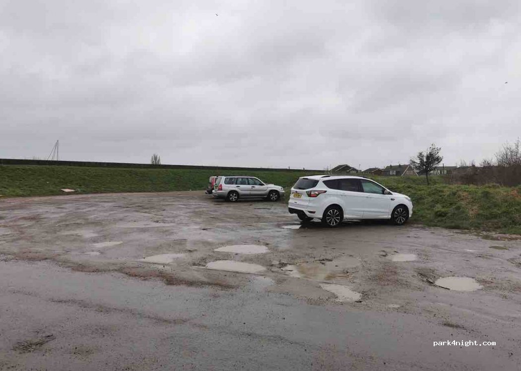 (SS8 8NB)  - 170 Smallgains Avenue — foto 3