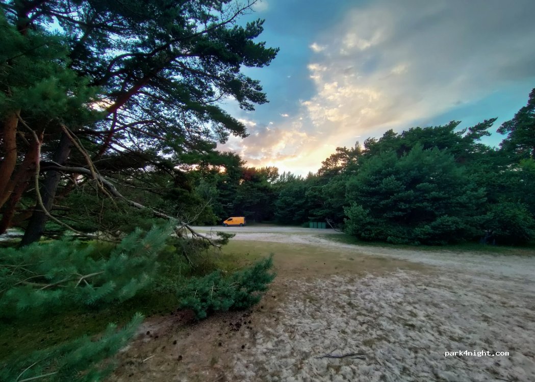 (623 31) Burgsvik - Unnamed Road — foto 3