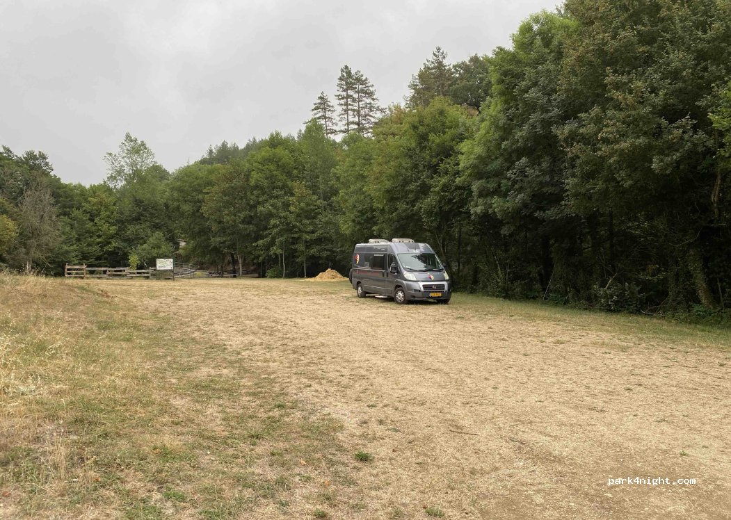 (12230) Lapanouse-de-Cernon - D77 — foto 4