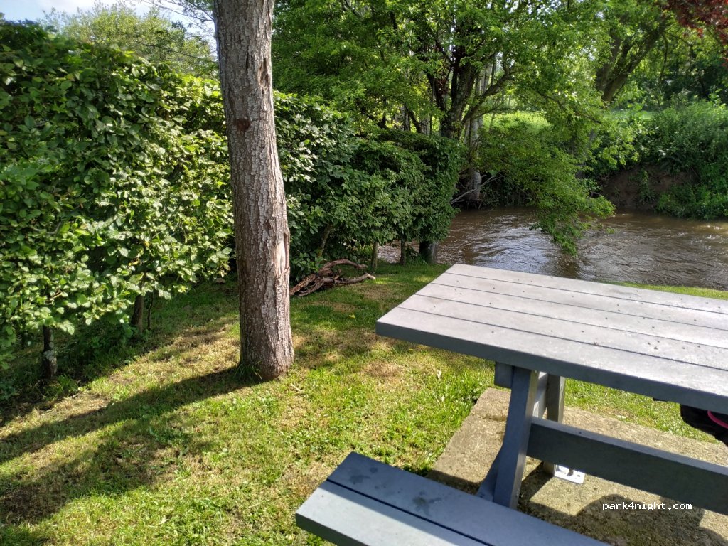 (14170) Saint-Pierre-en-Auge - D252 — foto