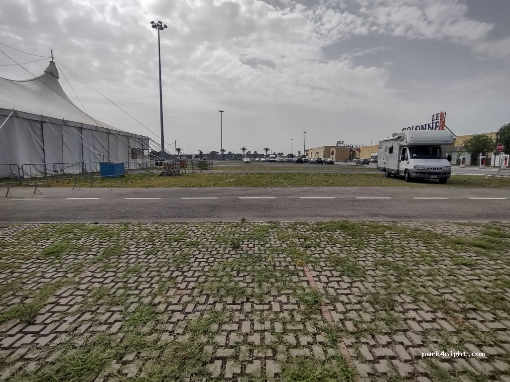 (72100) Brindisi - 7 Strada Statale 7 — foto