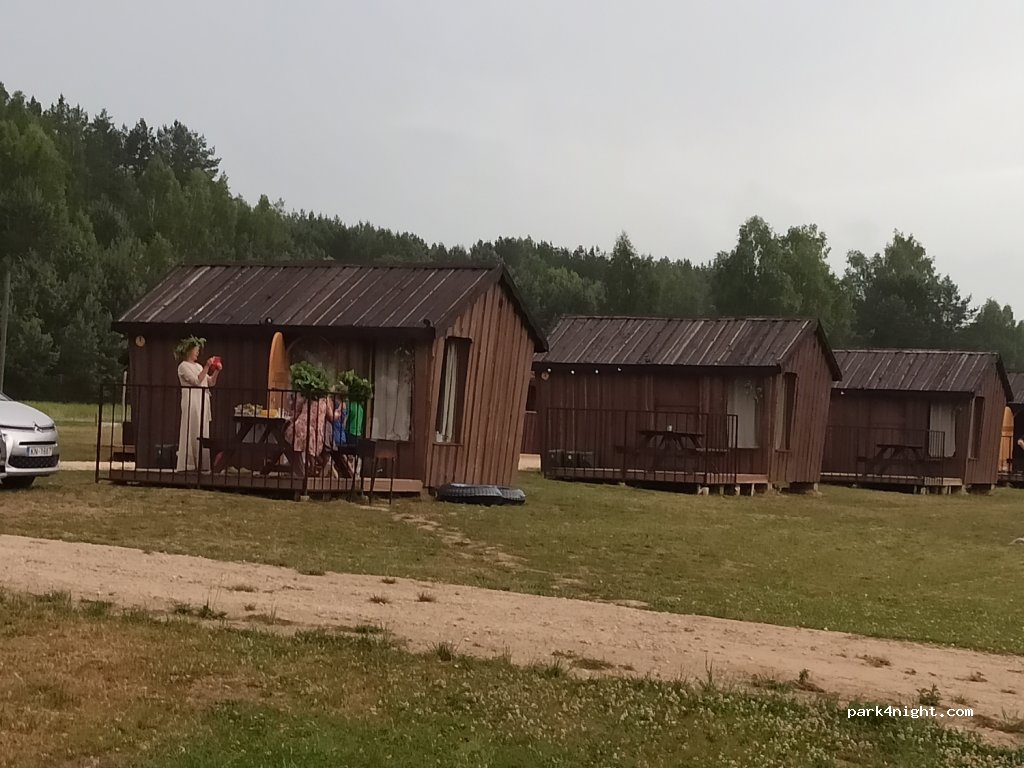 Kempings Daugavas lokos — foto