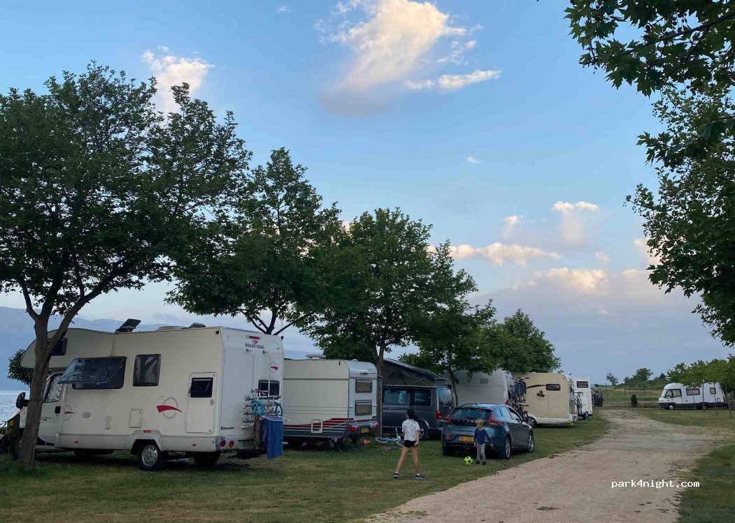 Camping Peshku — foto