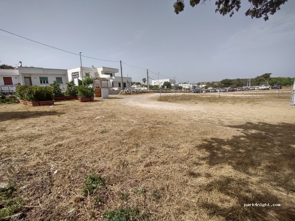 (73028) Porto Badisco - 19 Strada Provinciale 87 — foto