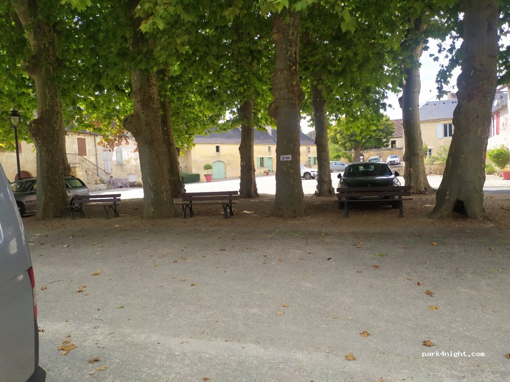 (24290) Auriac-du-Périgord - D67 — foto 3