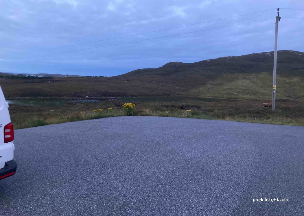 (HS6 5AT)  - Unnamed Road — foto