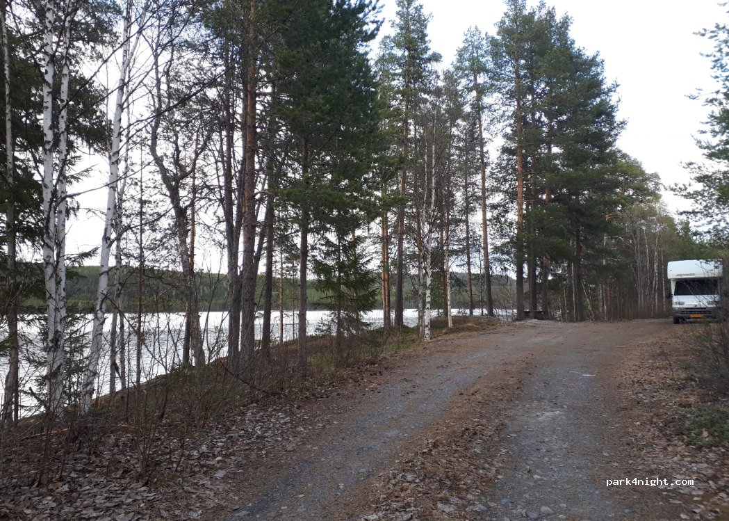 (921 93) Tallträsk - 360 — foto 2