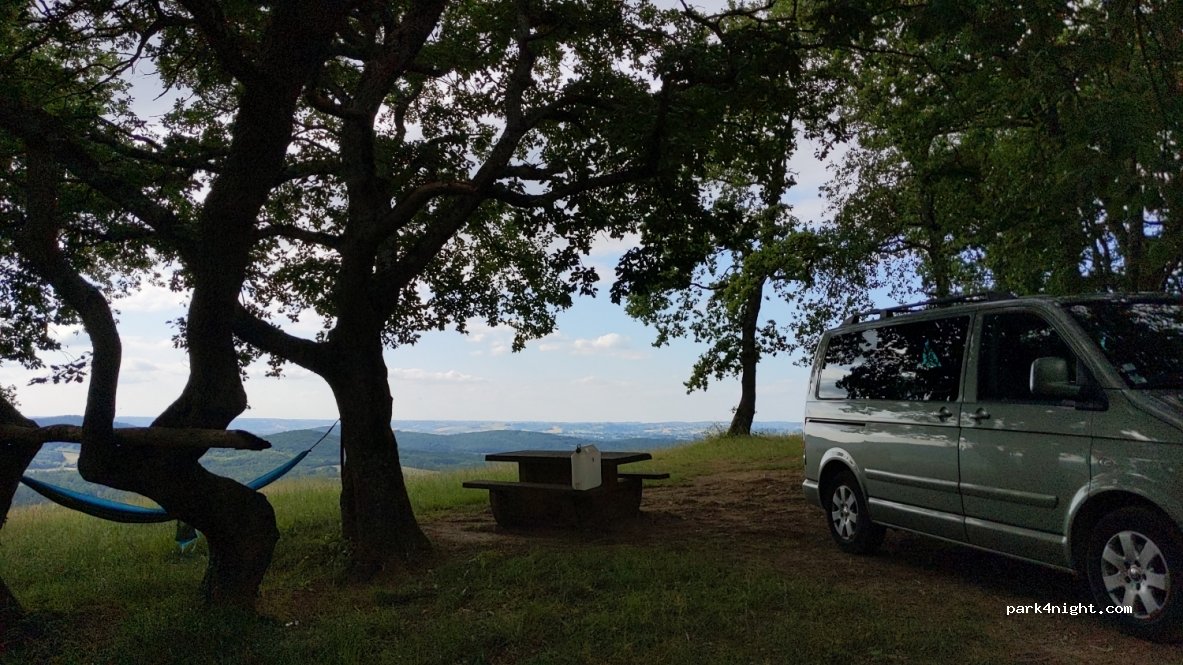 (31160) Soueich - Unnamed Road — foto