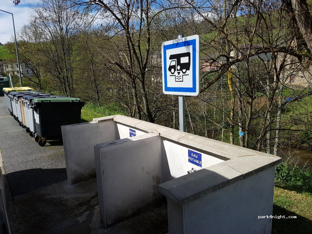 (69870) Lamure-sur-Azergues - Quartier Neuf — foto