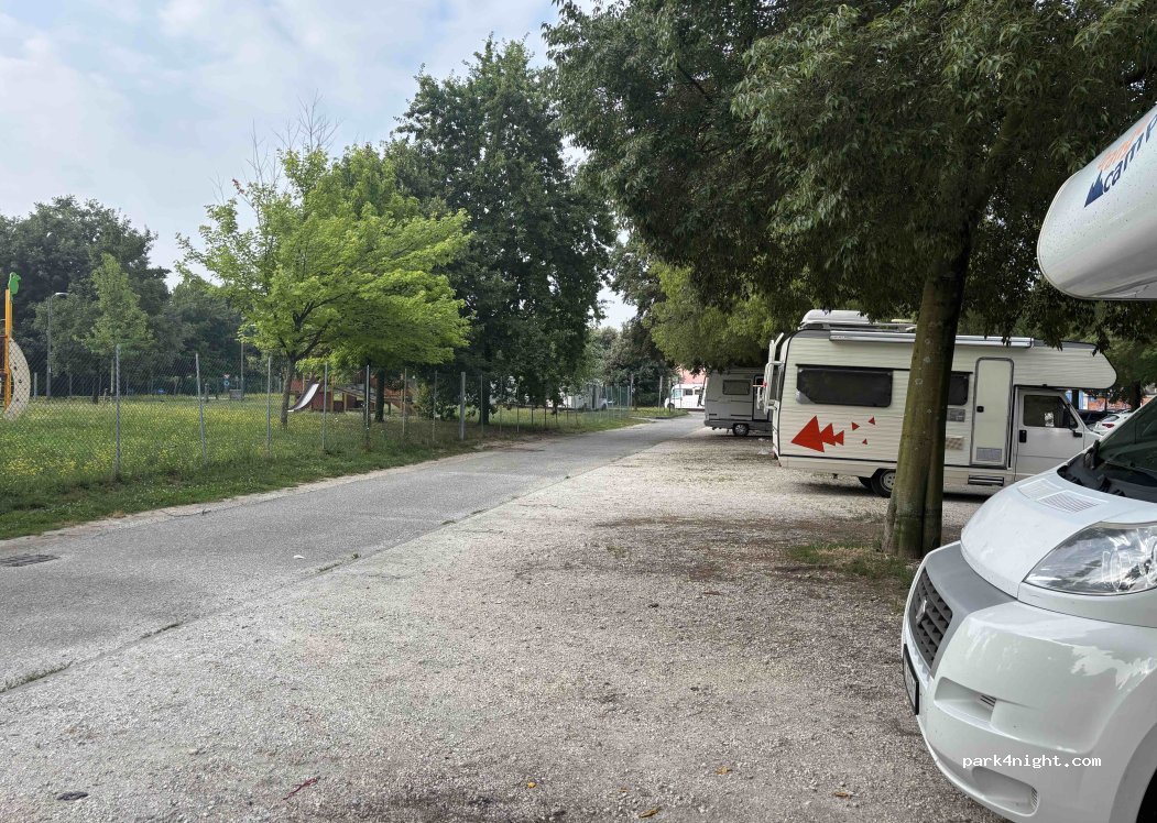 (31100) Treviso - 7 Via Castello d'Amore — foto 5