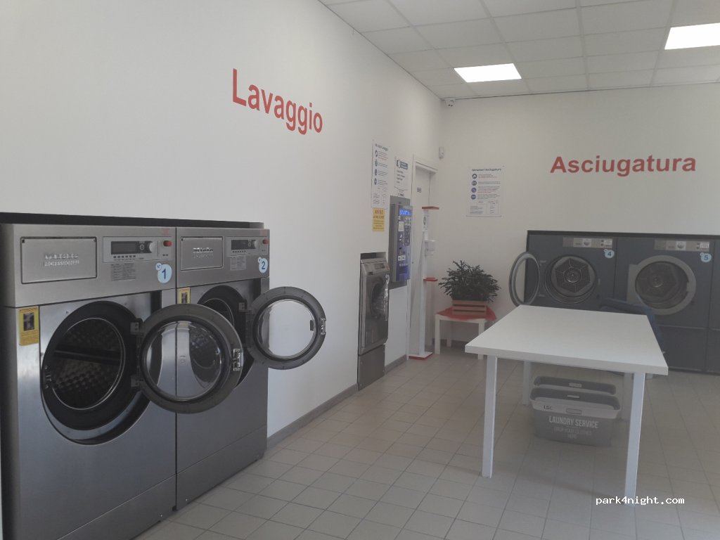 (33070) Caneva - 3 Via Giuseppe Garibaldi — foto
