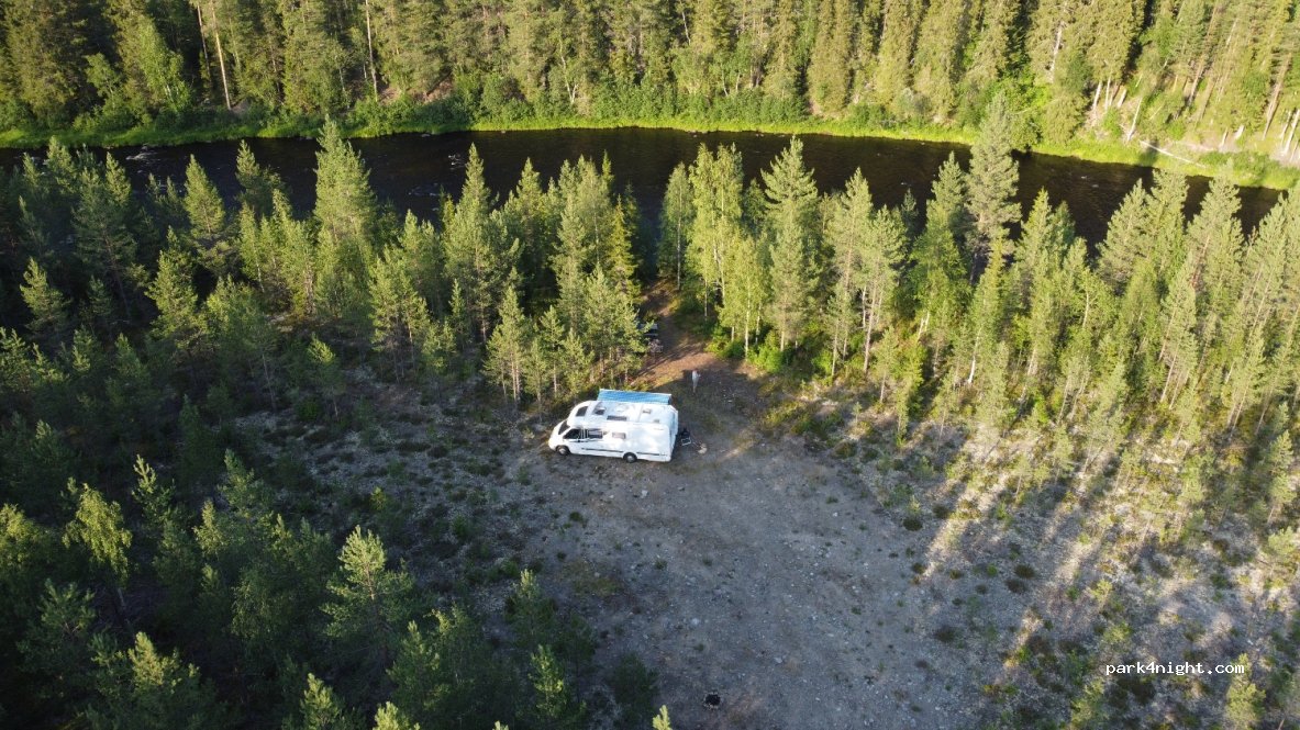 (790 90) Fjätälven - Unnamed Road — foto 2