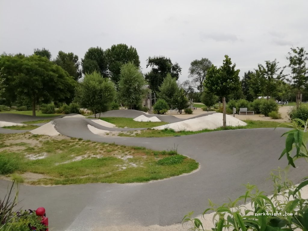 (37150) Bléré - Rue du Commandant Lemaître — foto 2