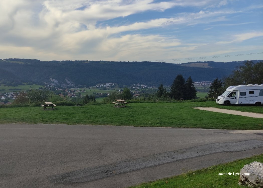 (25570) Grand'Combe-Châteleu - Unnamed Road — foto 3
