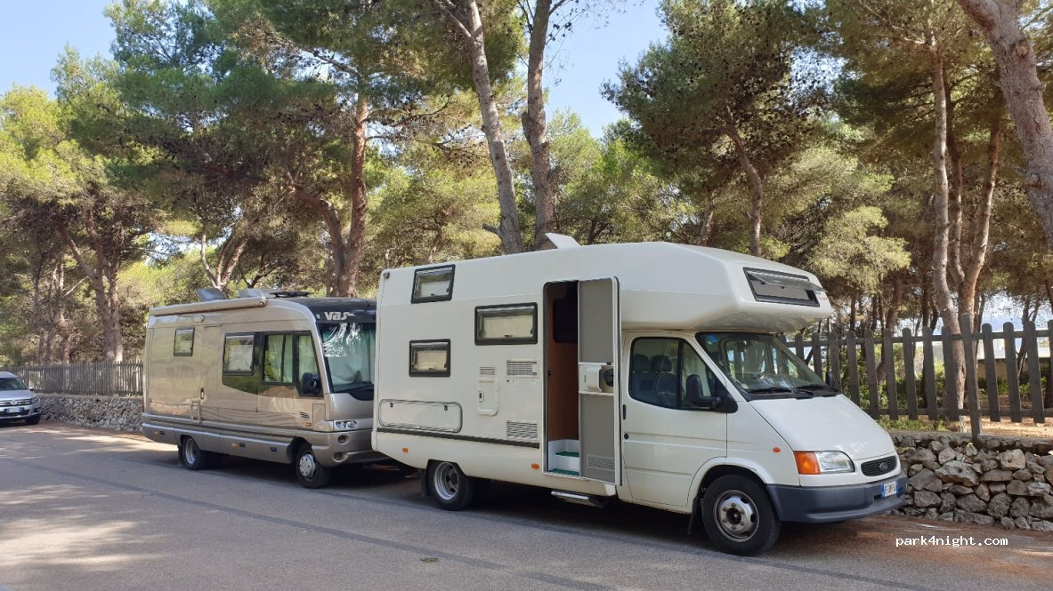 (73040) Santa Maria di Leuca - Via Madre Elisa Martinez — foto