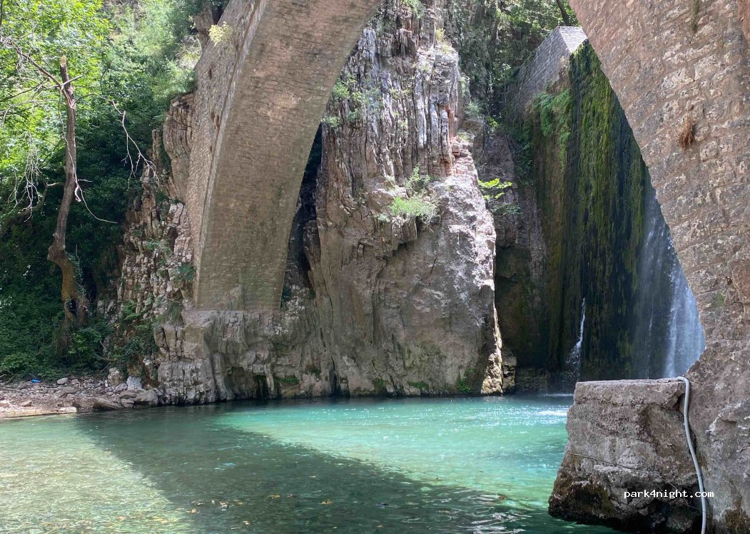 (420 32) Pili - Eparchiaki Odos Paleokarias-Ropotou — foto 2