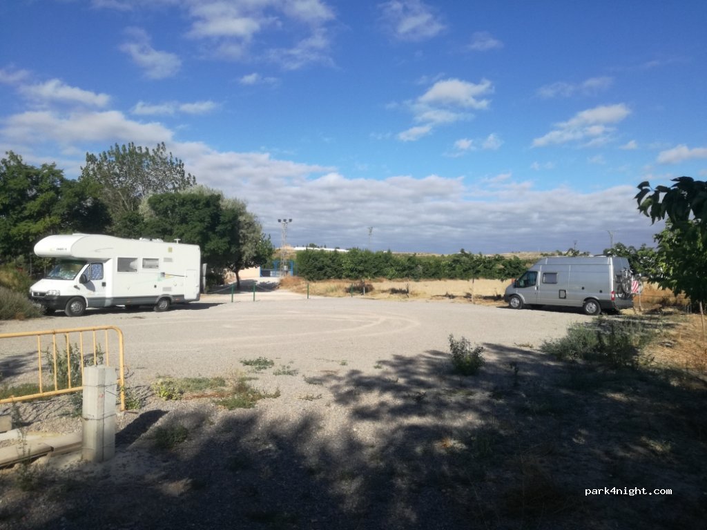 (50520) Albeta - Avenida Reino de Aragón — foto 2