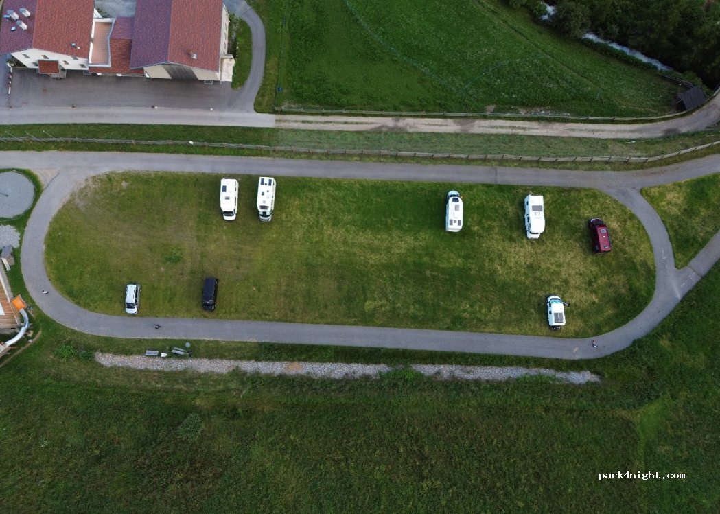 (39024) Malles Venosta - Unnamed Road — foto